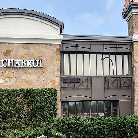 Le Chabrol Hotel & Suites Montréal Esterno foto