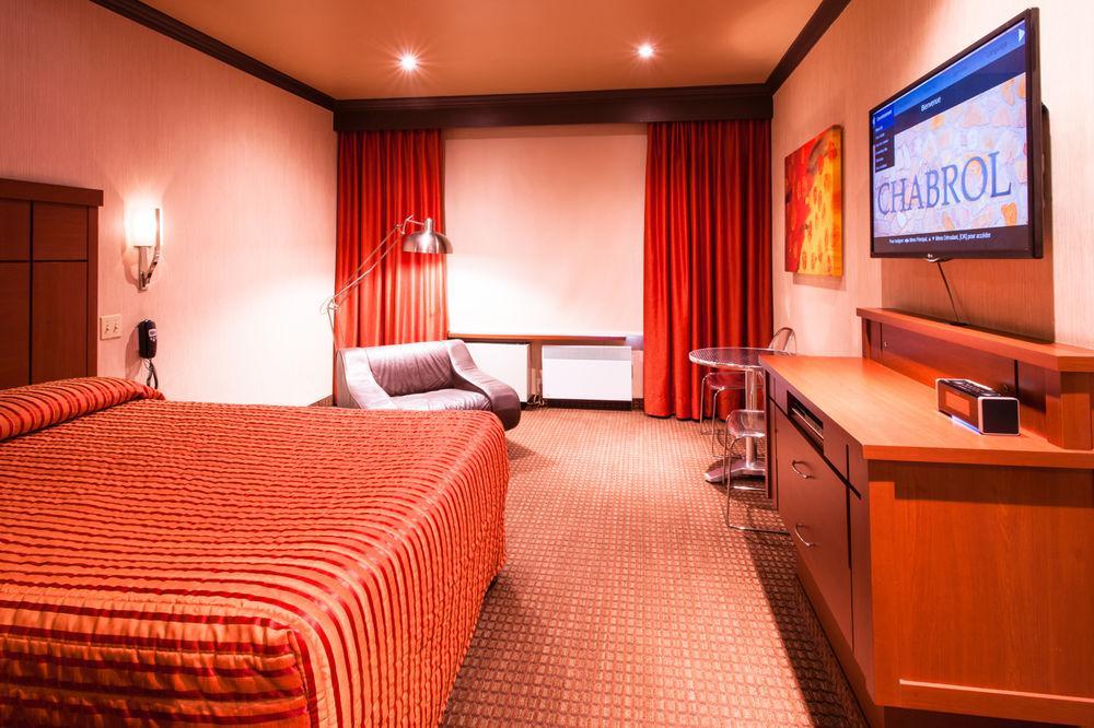 Le Chabrol Hotel & Suites Montréal Esterno foto