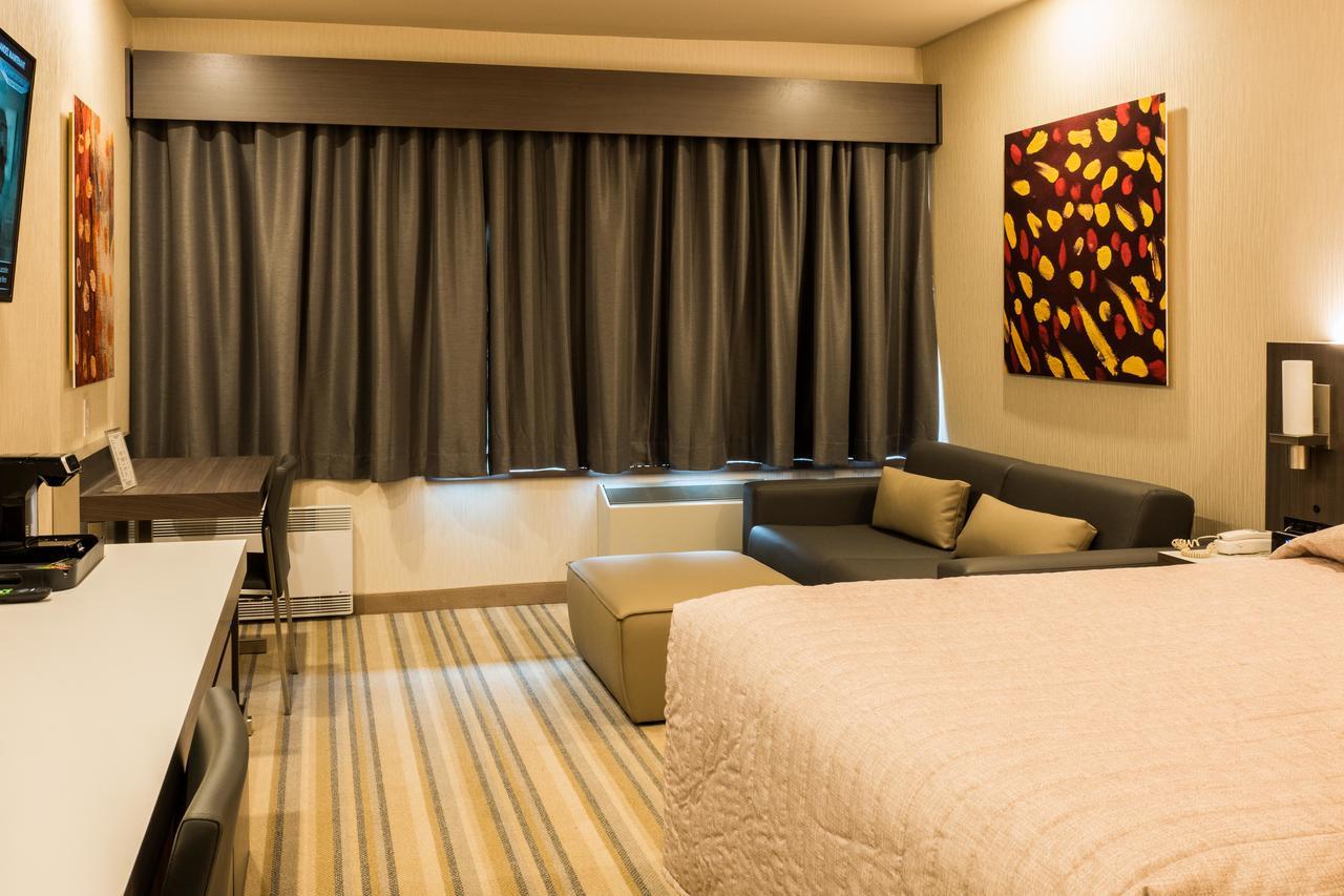 Le Chabrol Hotel & Suites Montréal Esterno foto